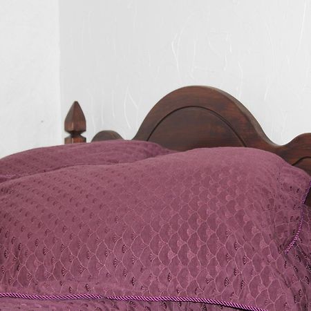 Krapi Guesthouse Treimani Pokój zdjęcie
