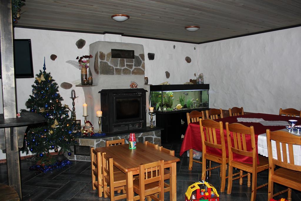 Krapi Guesthouse Treimani Pokój zdjęcie