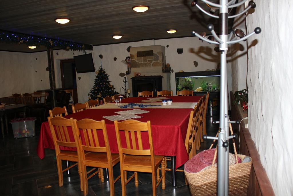 Krapi Guesthouse Treimani Pokój zdjęcie
