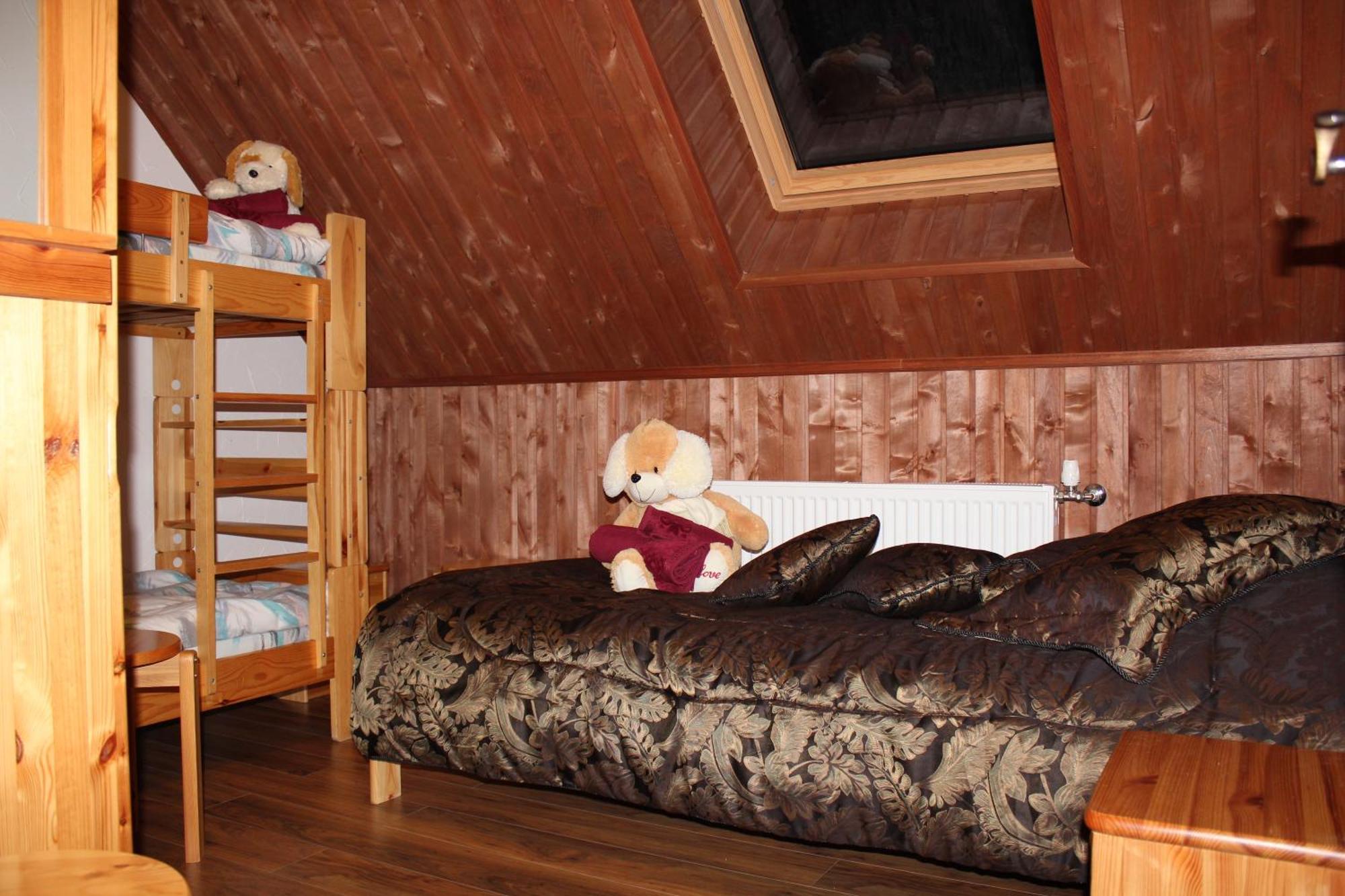 Krapi Guesthouse Treimani Pokój zdjęcie
