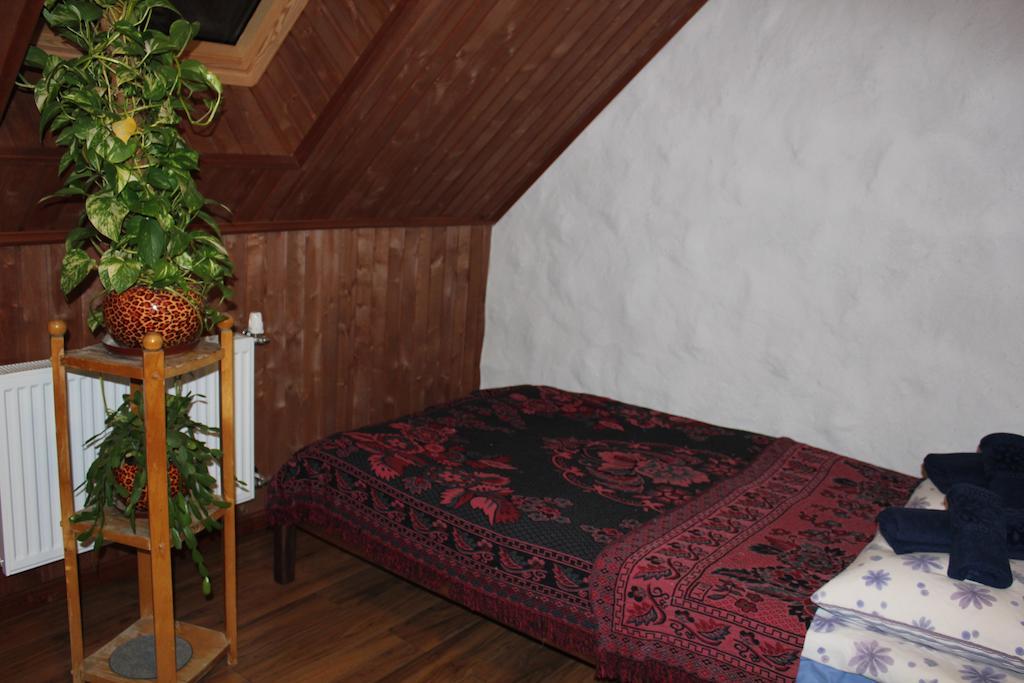 Krapi Guesthouse Treimani Pokój zdjęcie