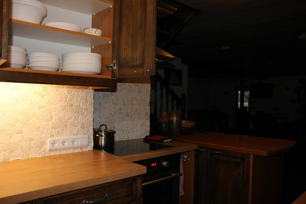 Krapi Guesthouse Treimani Pokój zdjęcie