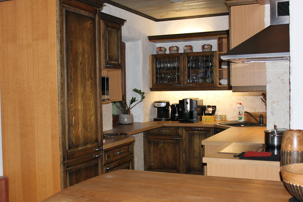 Krapi Guesthouse Treimani Pokój zdjęcie